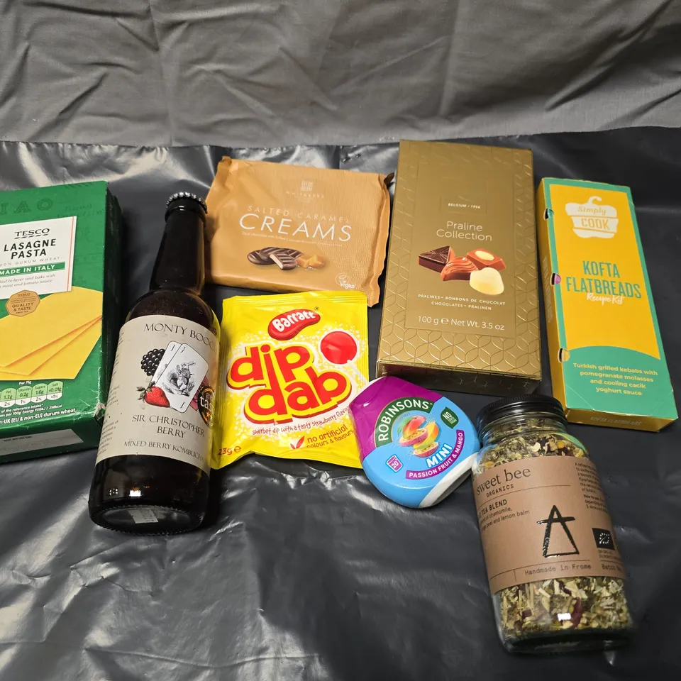 APPROXIMATELY 15 ASSORTED FOOD/DRINK PRODUCTS TO INCLUDE SALTED CARAMEL CREAMS, CALMING TEA, MIXED BERRY KOMBUCHA ETC 