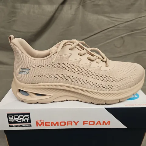BOXED PAIR OF SKECHERS BOBS SPORT BEIGE TRAINERS - SIZE 7