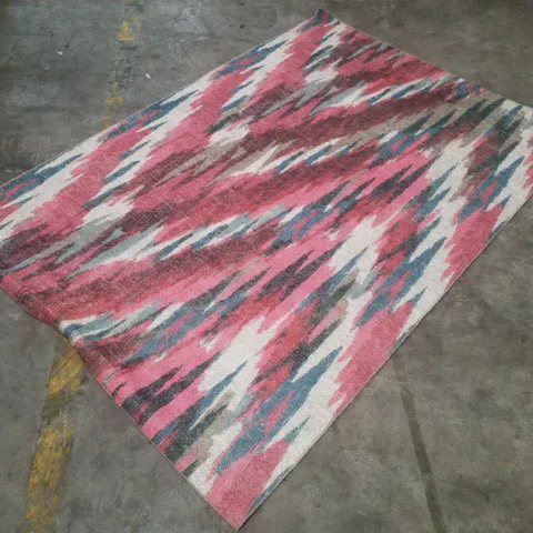 QUALITY DESIGNER AREA RUG APPROXIMATELY 150×225CM