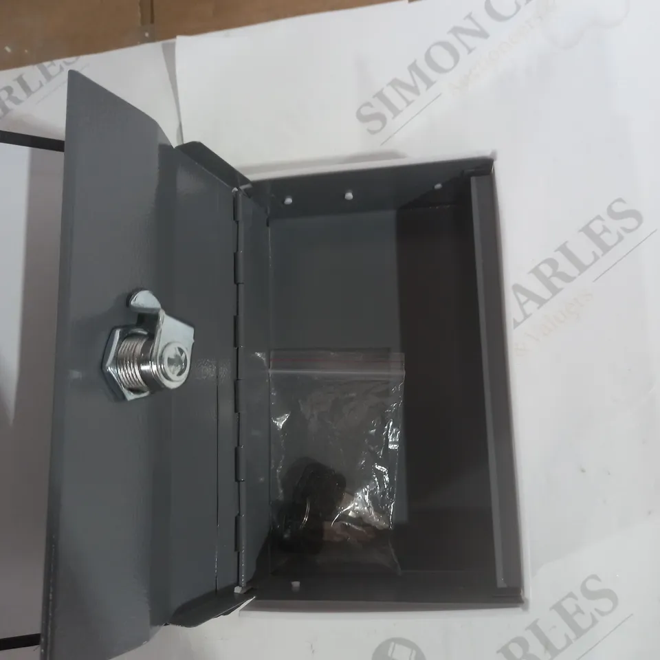 HOMESAFE BOOK SAFE 180X115X55mm
