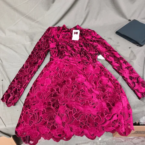 NADINE MERABI MAGENTA LACE DRESS – WOMEN'S SIZE 8