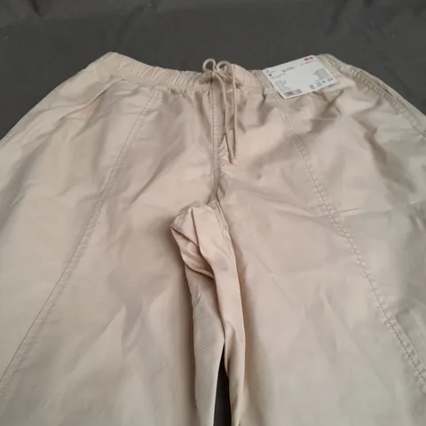 UNIQLO WOMENS PARACHUTE PANTS - MEDIUM