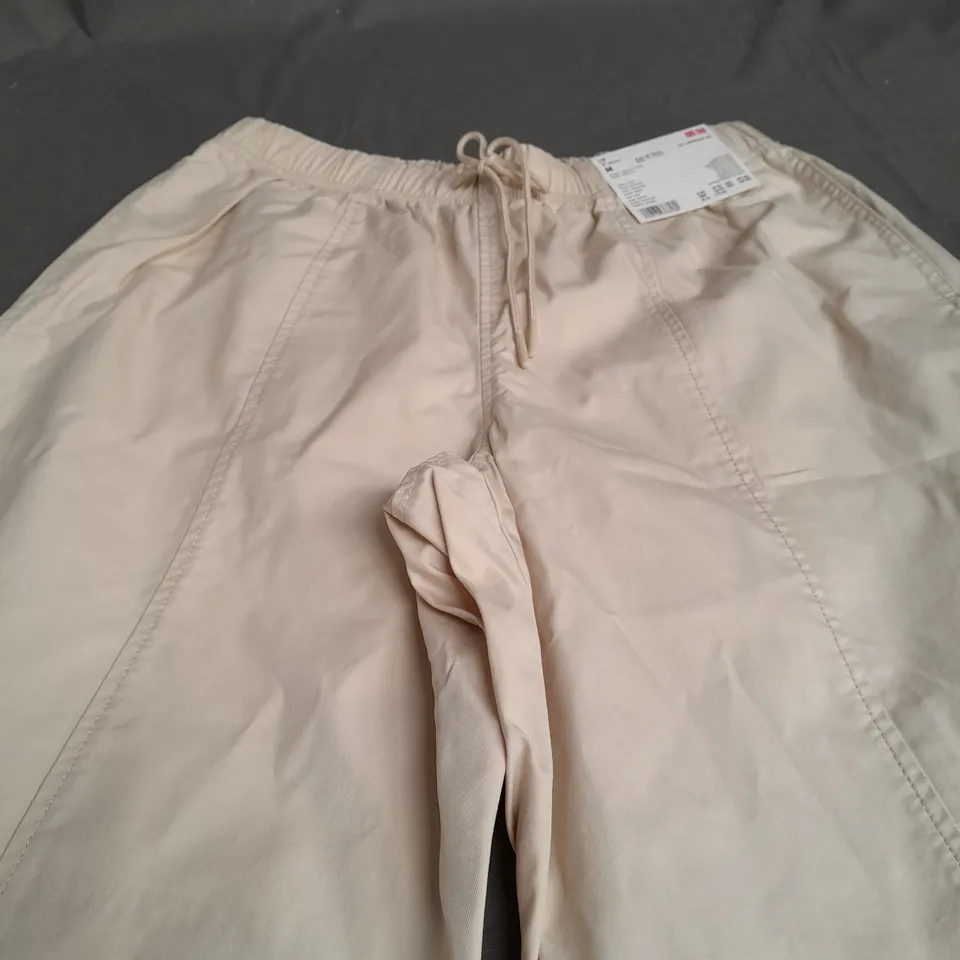 UNIQLO WOMENS PARACHUTE PANTS - MEDIUM
