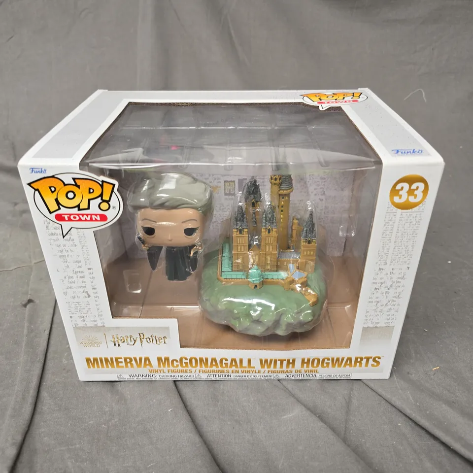 BOXED POP TOWN MINERVA MCGONAGALL WITH HOGWARTS VINYL FIGURE - 33