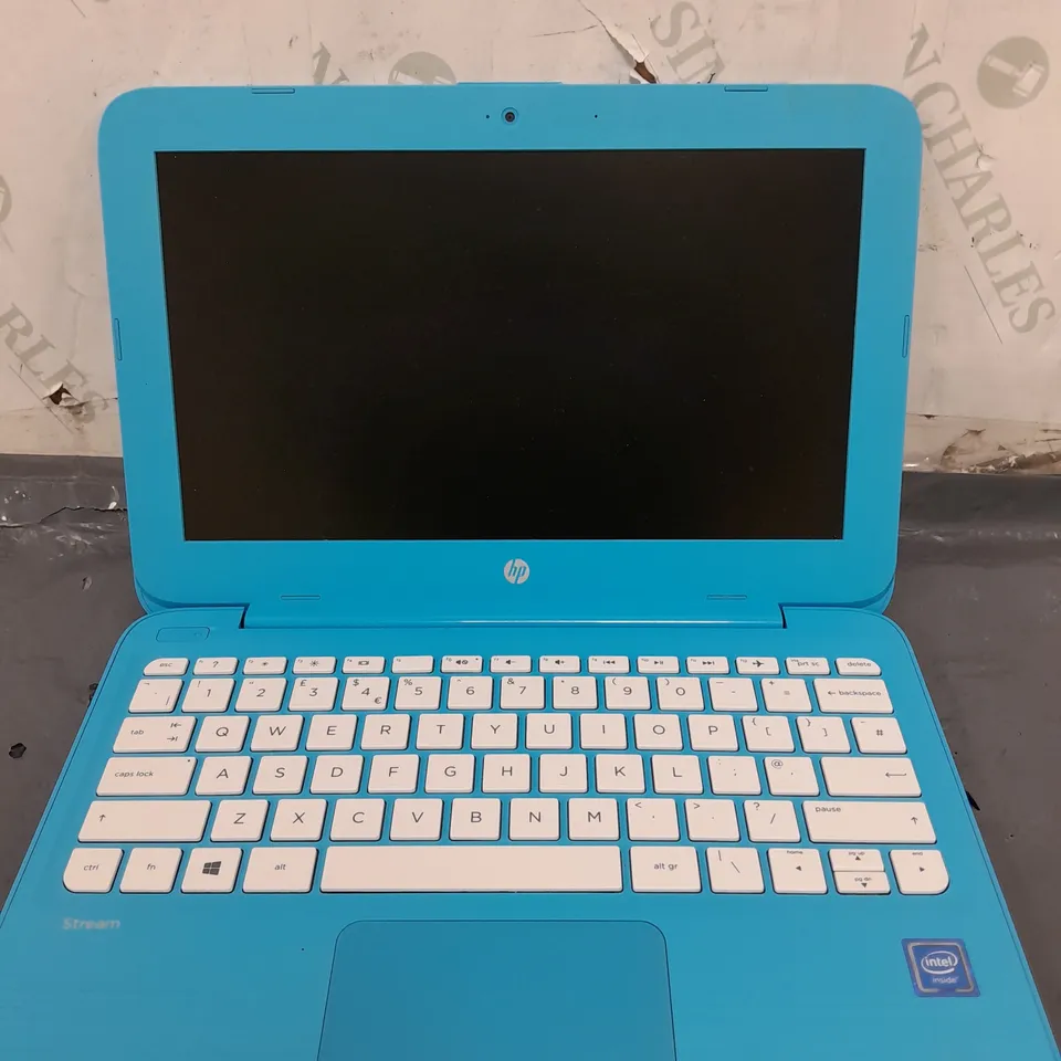 HP STREAM 11-Y050SA