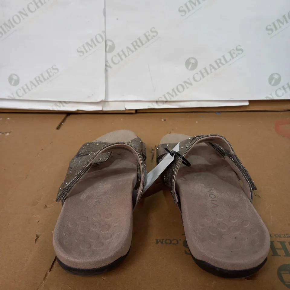 BIONIC SANDALS SIZE UK 4.5