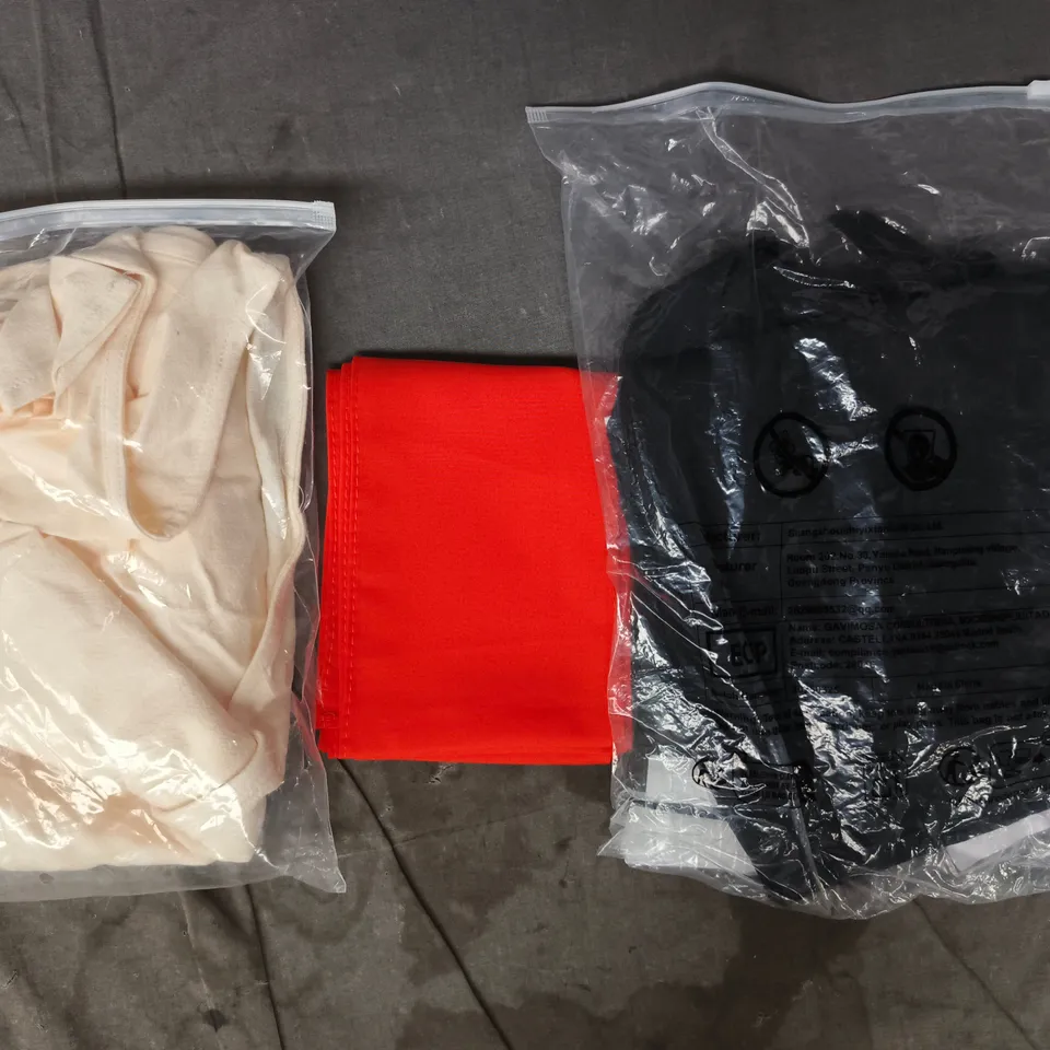 APPROXIMATELY 20 ASSORTED CLOTHING AND FASHION PRODUCTS IN VARIOUS STYLES AND SIZES - COLLECTION ONLY