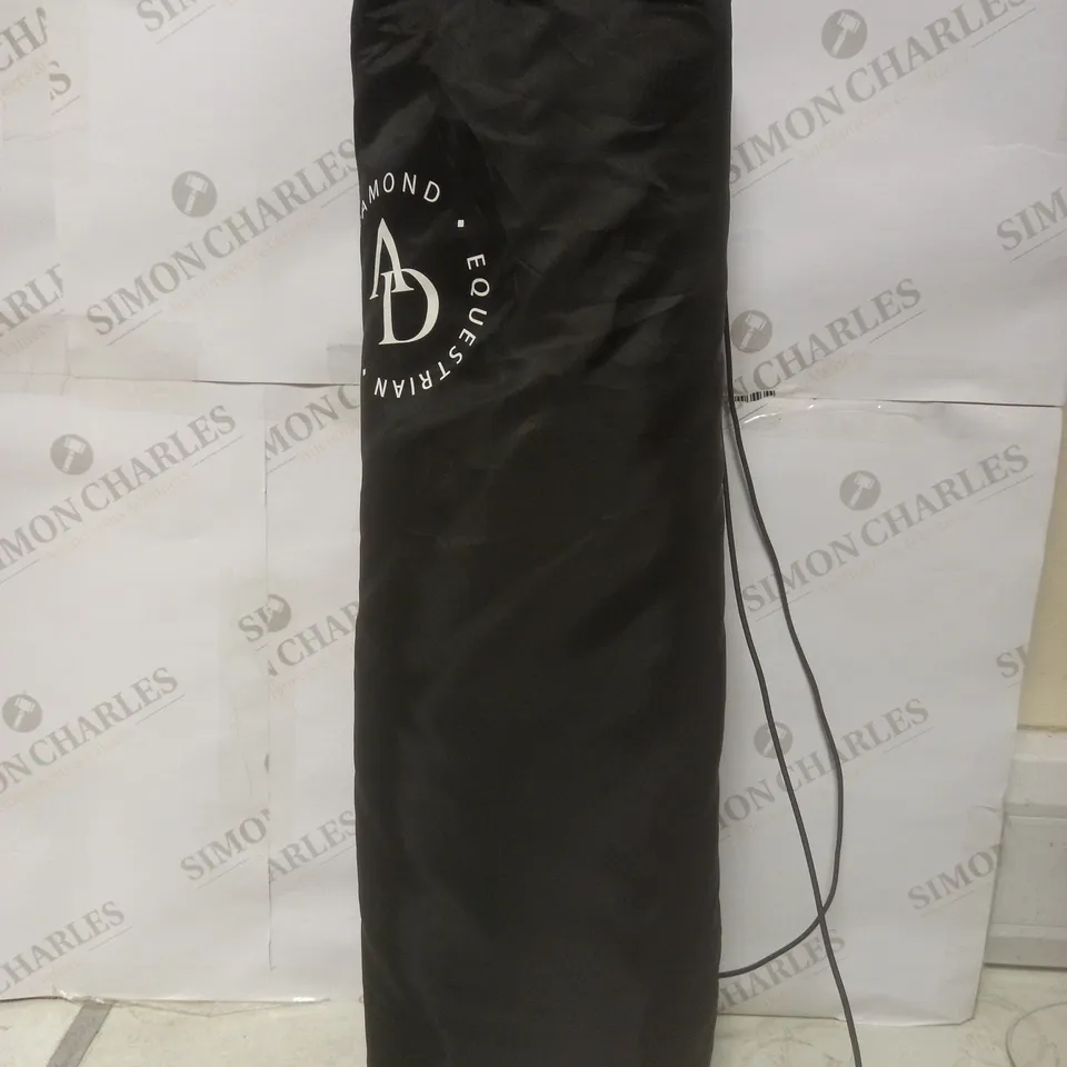 SADDLE CLOTH MAROON LARGE