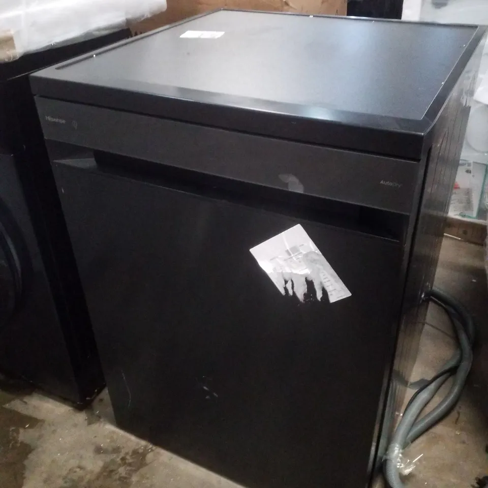 HISENSE HS663A90BXUK FULL-SIZE DISHWASHER - BLACK INOX