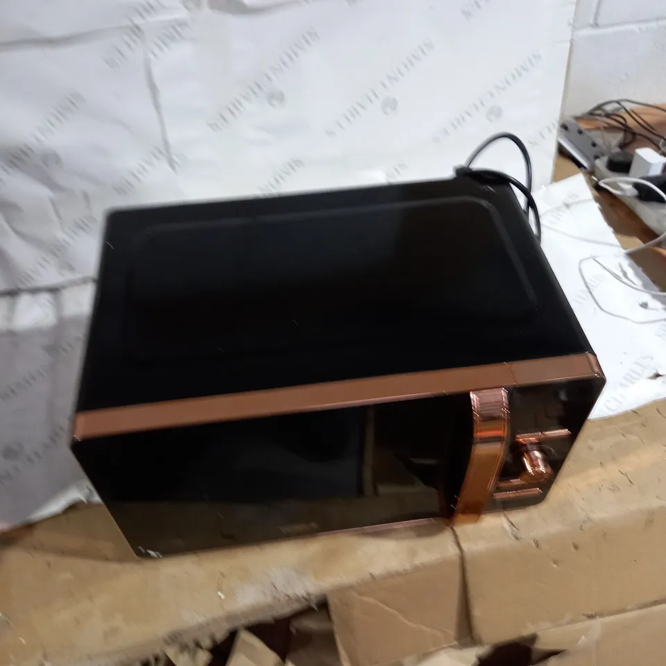 TOWER 800W DIGITAL MICROWAVE 