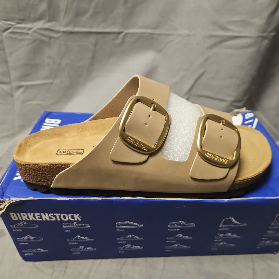BOXED BIRKENSTOCK ARIZONA BS SANDCASTLE SANDALS – BEIGE, EU39 (UK6)