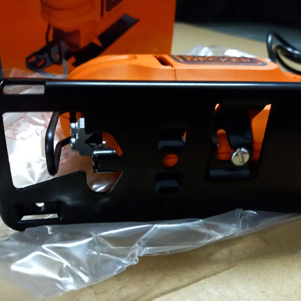 BOXED BLACK + DECKER KSS01 400W WIRED JIGSAW