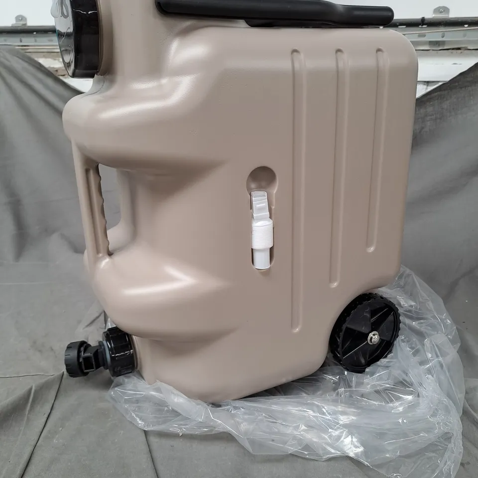 UNBRANDED OUTDOOR LARGE CAPACITY WATER CONTAINER 