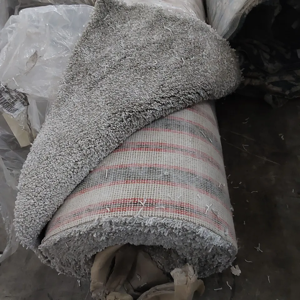 ROLL OF QUALITY ZDISC AUBREY SYMPHONY CARPET // SIZE: APPROXIMATELY 5 X 5m