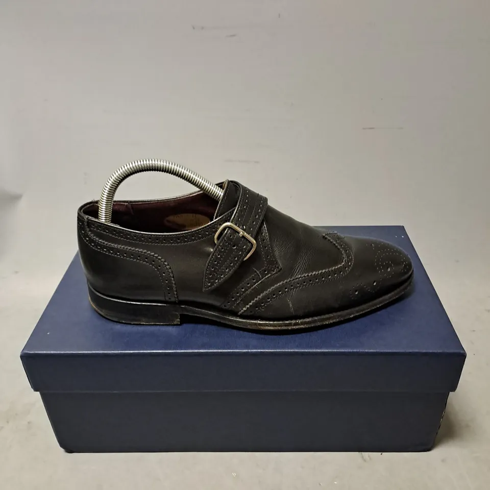 BOXED PAIR OF HERRING PHILIP 2 BLACK CALF SHOES SIZE 6F