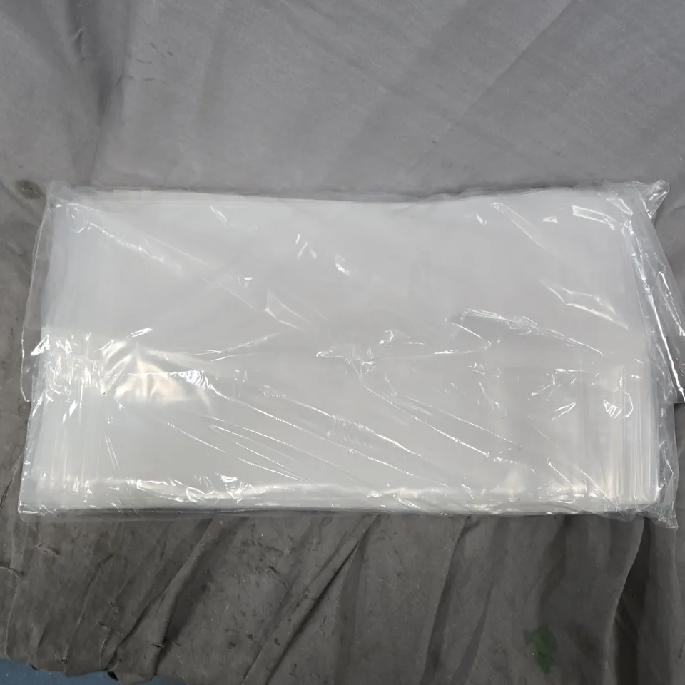 LARGE QUANTITY OF CLEAR ZIP BAGS
