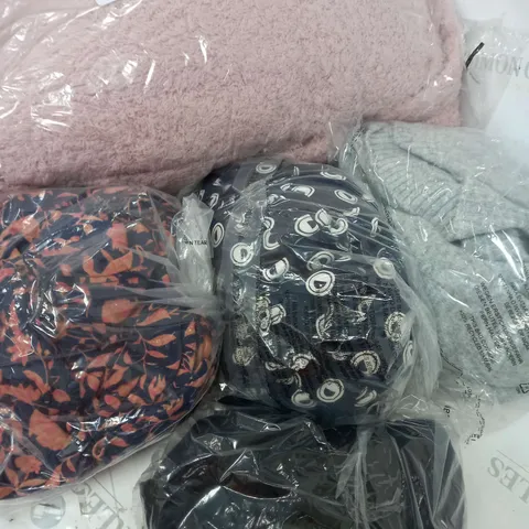 BOX OF APPROXIMATELY 15 ASSORTED CLOTHING ITEMS TO INCLUDE PINK GOWN, FLORAL DRESS, GREY JUMPER ETC