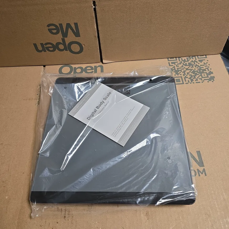 DIGITAL BODY SCALE - BOXED BATHROOM SCALE