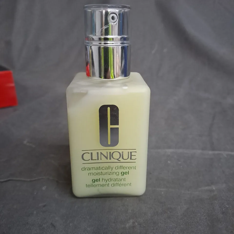 CLINIQUE DRAMATICALLY DIFFERENT MOISTURIZING GEL 125ML