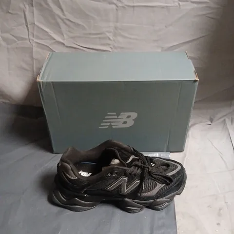 NEW BALANCE RUNNING SHOES – BLACK/GREY - UK 6.5