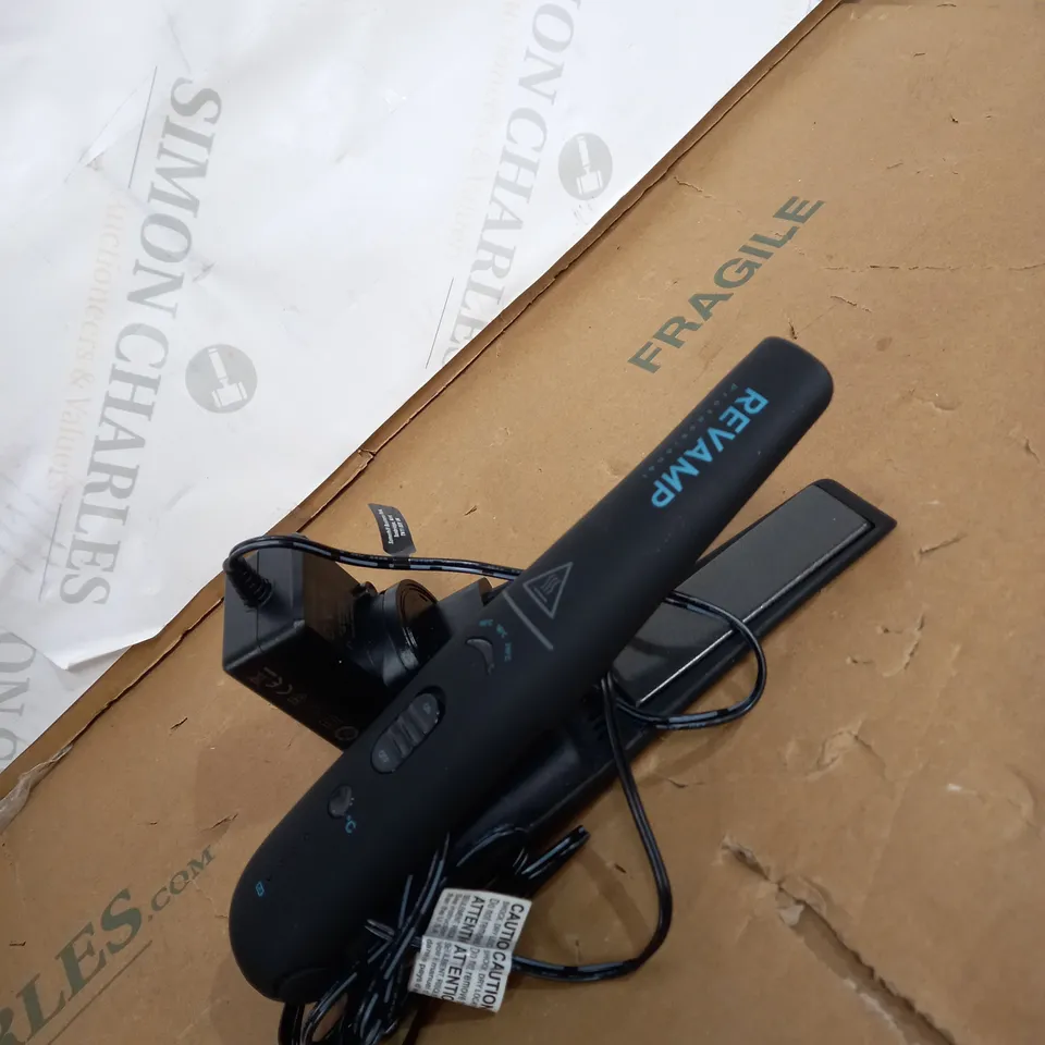 LIBERATE CORDLESS CERAMIC COMPACT STRAIGHTENER