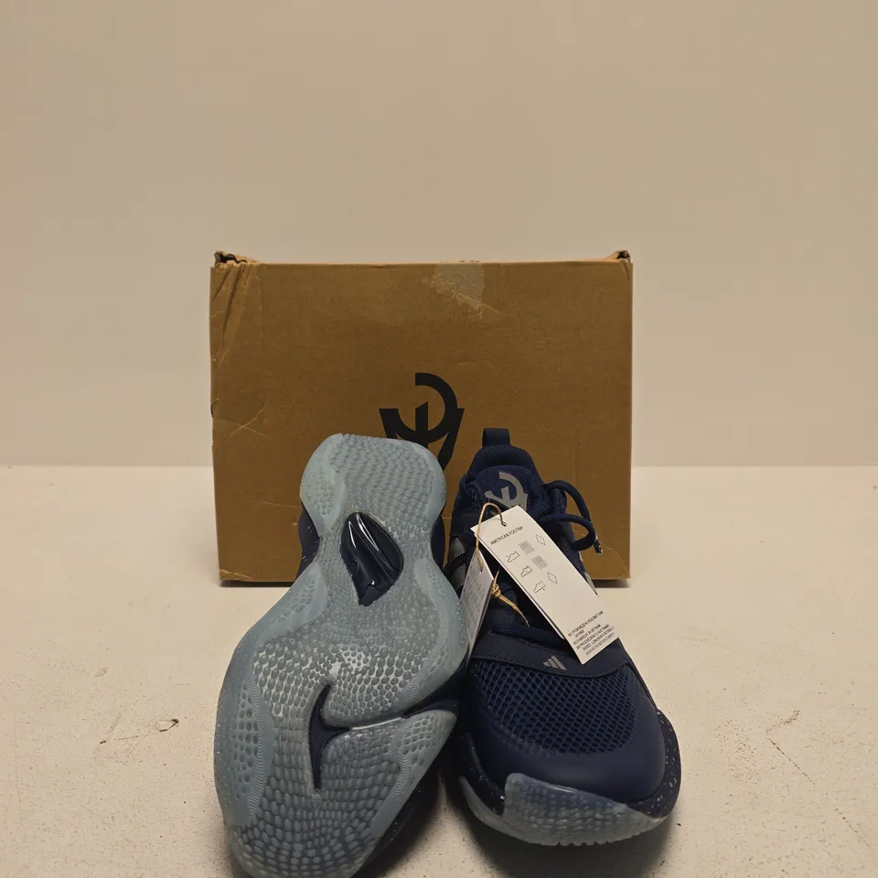 ADIDAS SNEAKERS – NAVY WITH SILVER STRIPES (BOXED) SIZE UK 4