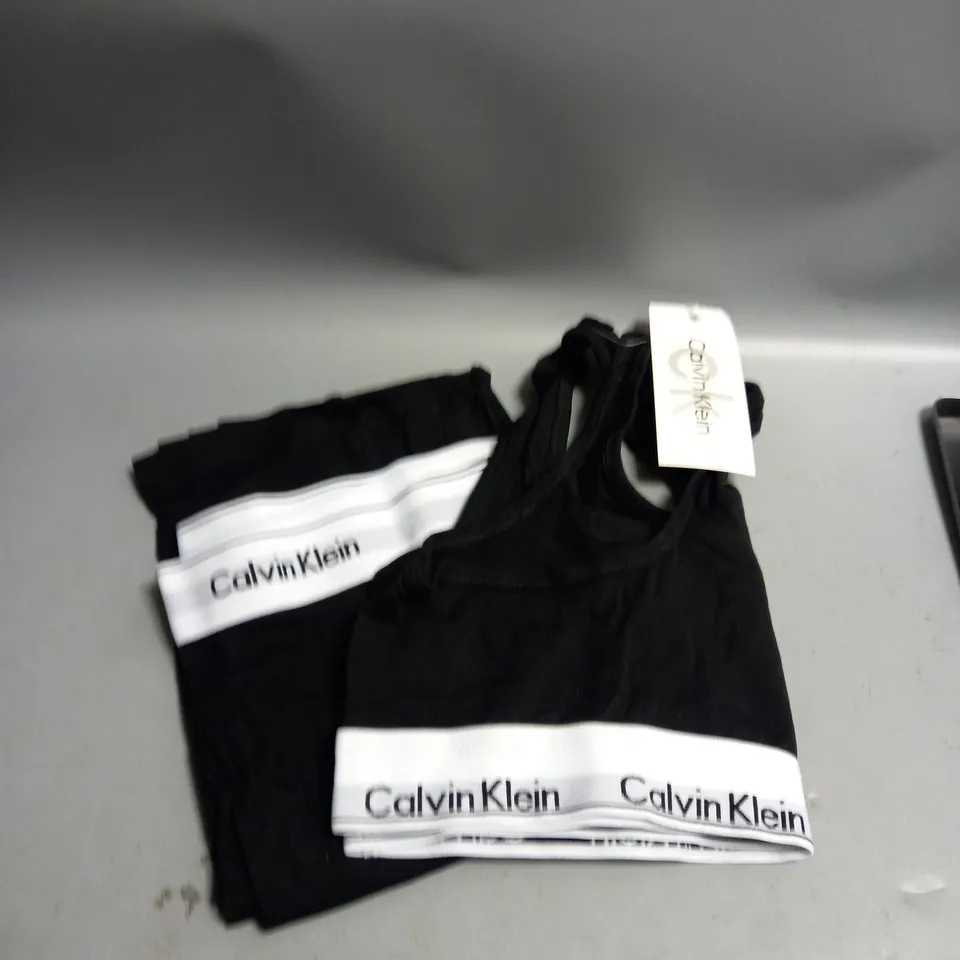 BOXED CALVIN KLEIN LADIES LEGGINGS AND CROP TOP SET BLACK LARGE