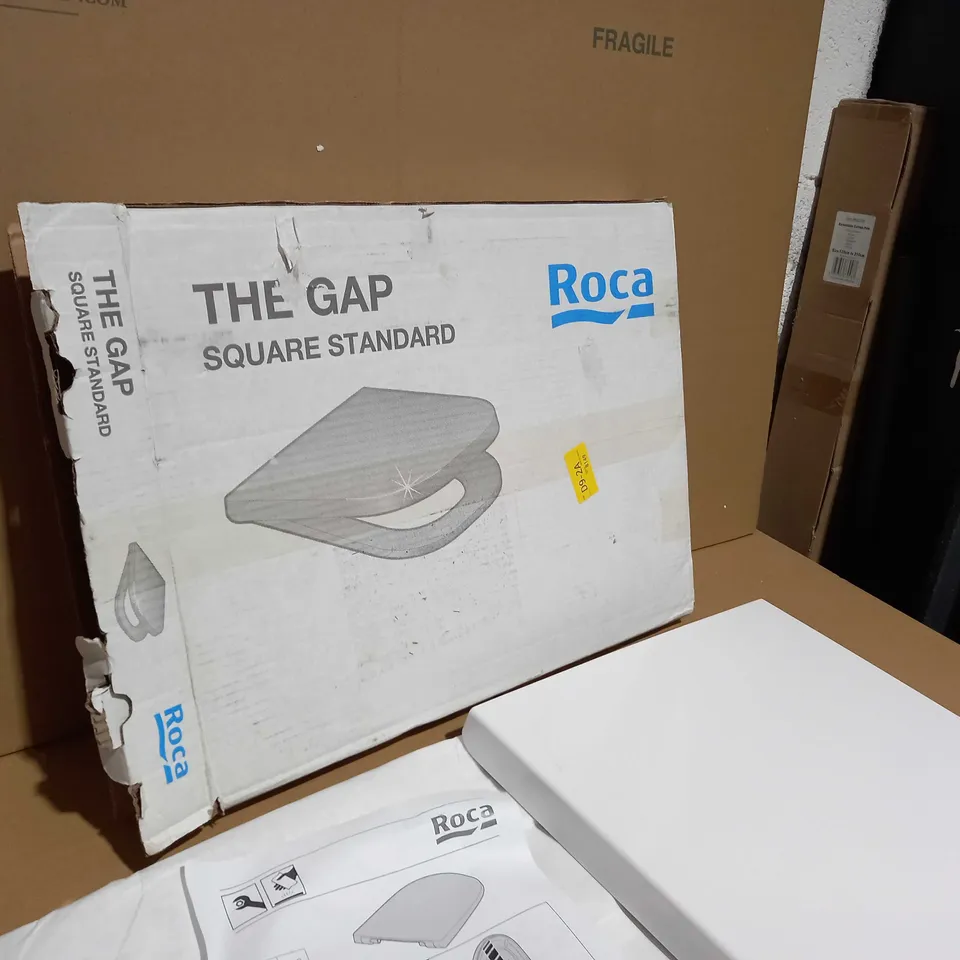 ROCA THE GAP STANDARD TOILET SEAT 