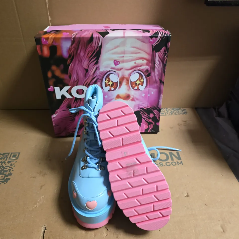 KOI CHIBI CHERUB KAWAII HEART BOOTS - BLUE - UK SIZE 4 