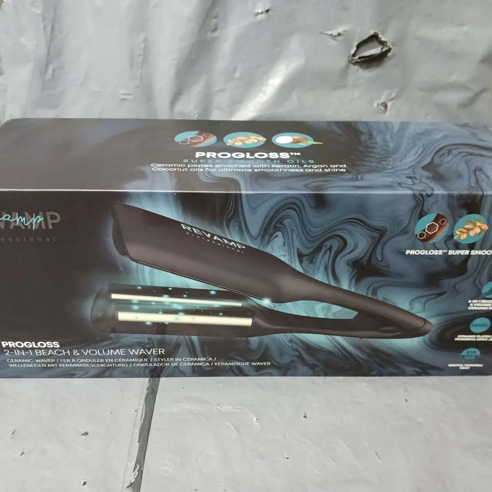 BOXED REVAMP 2-IN-1 BEACH & VOLUME PROFESSIONAL CERAMIC WAVER