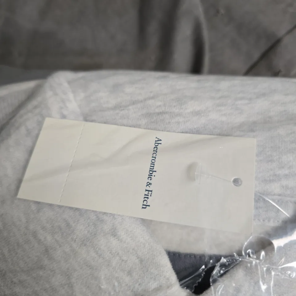 ABERCROMBIE & FITCH GREY ZIP HOODIE – XXL (US)
