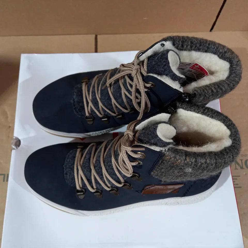 RIEKER LACE BOOT - NAVY - UK 6