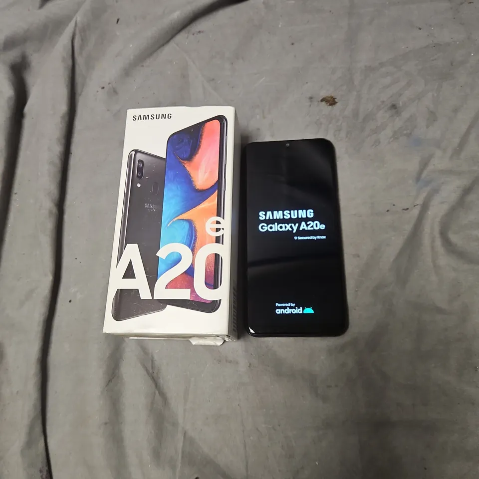 SAMSUNG GALAXY A20E SMARTPHONE – BLACK (BOXED WITH CHARGER)