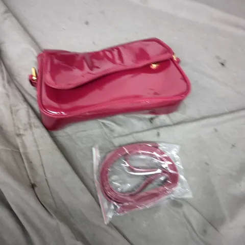 MAGENTA PATENT LEATHER HANDBAG WITH DETACHABLE STRAP