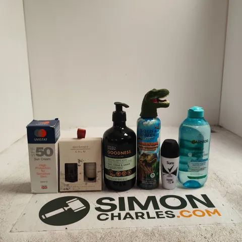 APPROXIMATRELY 15 ASSORTED BEAUTY PRODUCTS INCLUDING GARNIER MICELLAR HYALURON CLEANSING WATER, SURE ANTI-PERSPIRANT AND BAYLIS & HARDING BATH BUBBLES