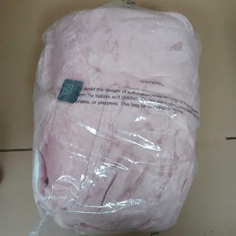 HEATED ESKIMO BLANKET HOODIE