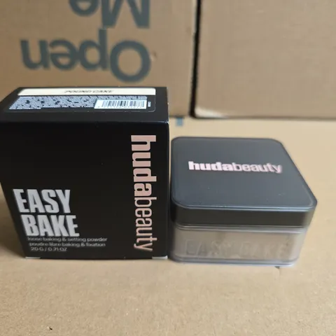 HUDA BEAUTY EASY BAKE LOOSE BAKING & SETTING POWDER – BOXED
