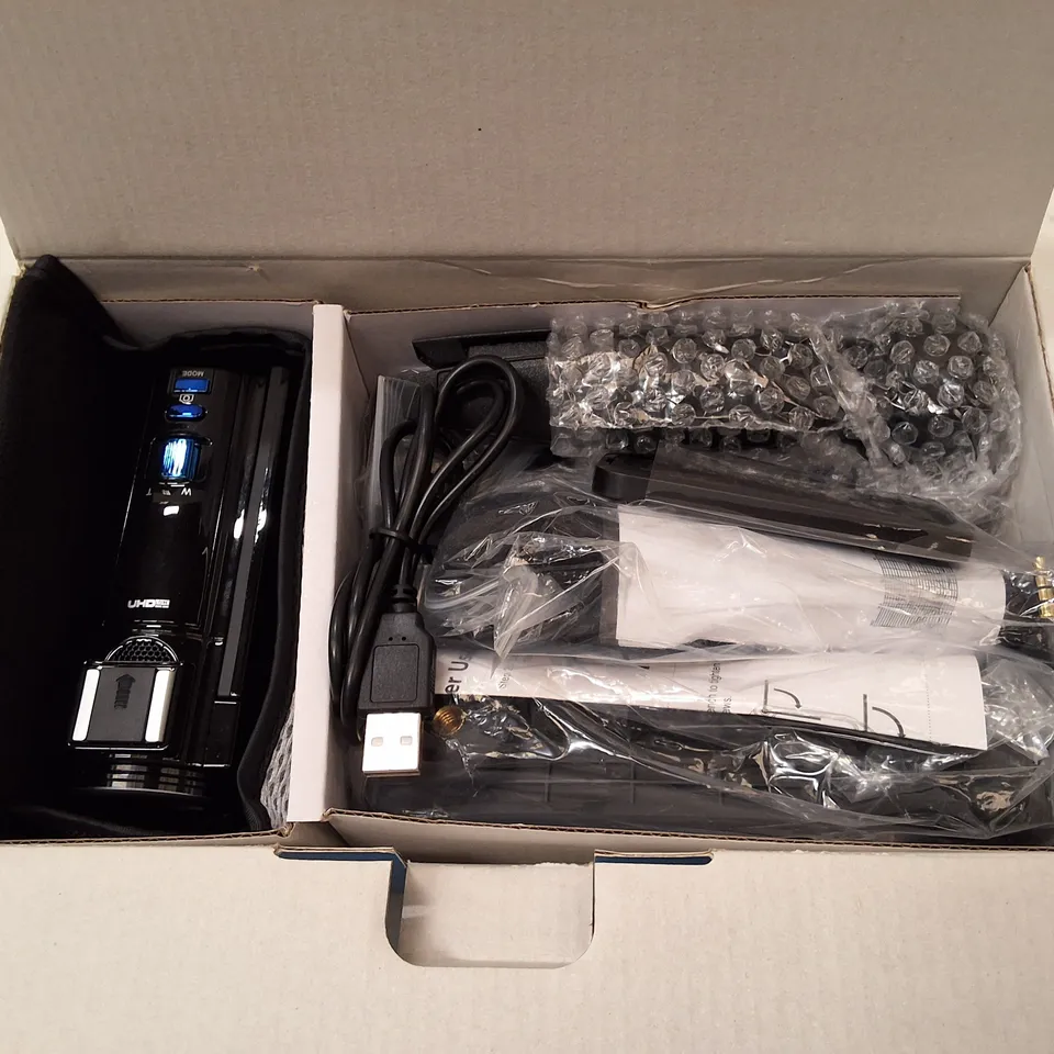 BOXED ACO9 ULTRA HD HANDHELD CAMCORDER 