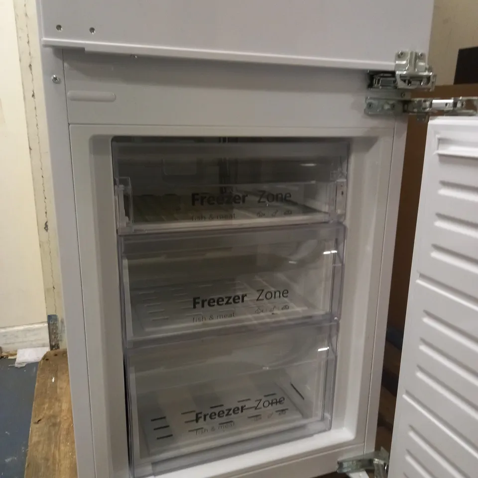 RUSSELL HOBBS LOW FROST WHITE 60/40 FRIDGE FREEZER