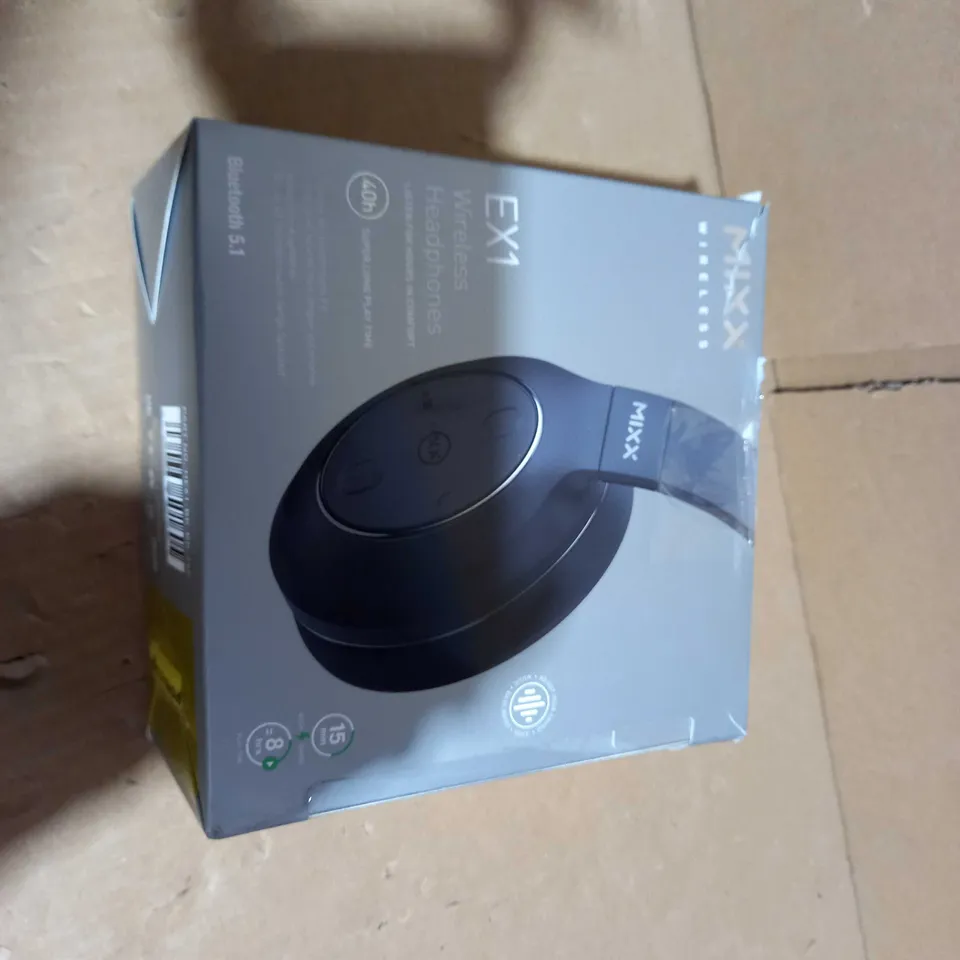 BOXED MIXX BLACK WIRELESS HEADPHONES