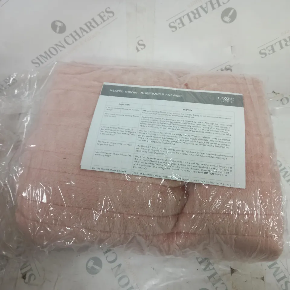 COZEE HOME VELVETSOFT HEATED THROW IN PINK
