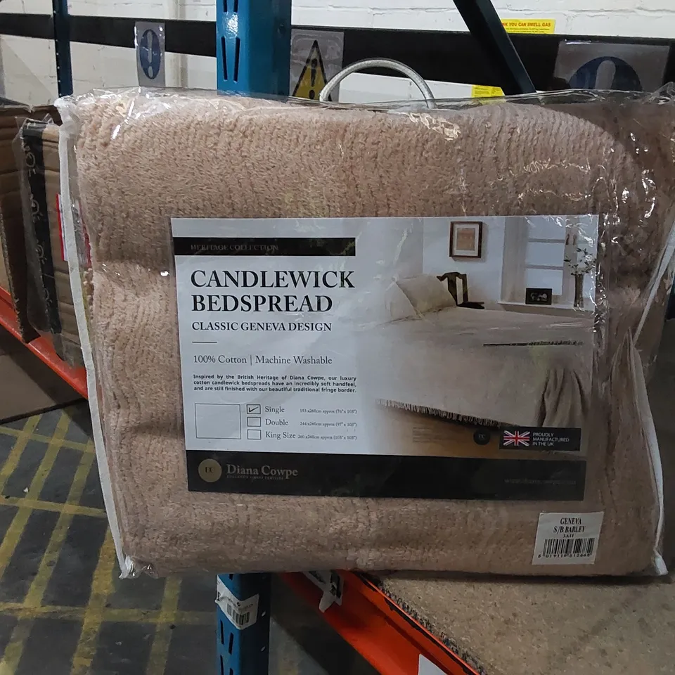 BAGGED GENEVA CANDLEWICK BEDSPREAD - SINGLE 