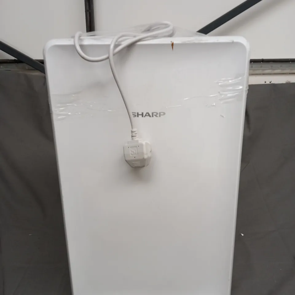 SHARP UD-P20U-W DEHUMIDIFIER