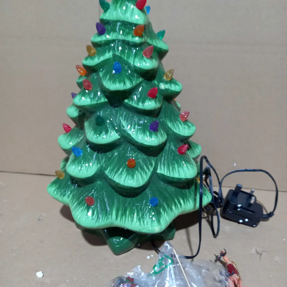 SANTA SLEIGH PRE-LIT CIRCLING CHARACTER NOSTALGIC TREE