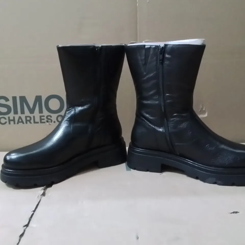 BOXED BRAND NEW APPROXIMATELY 5 SIMPLY BE BREENER WIDE SHOES BLACK SIZE 5