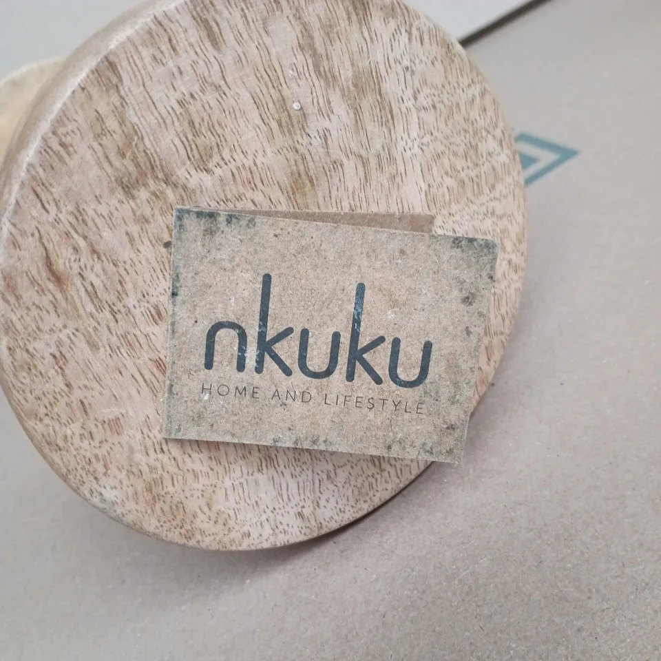 NKUKU CANDLE STICK