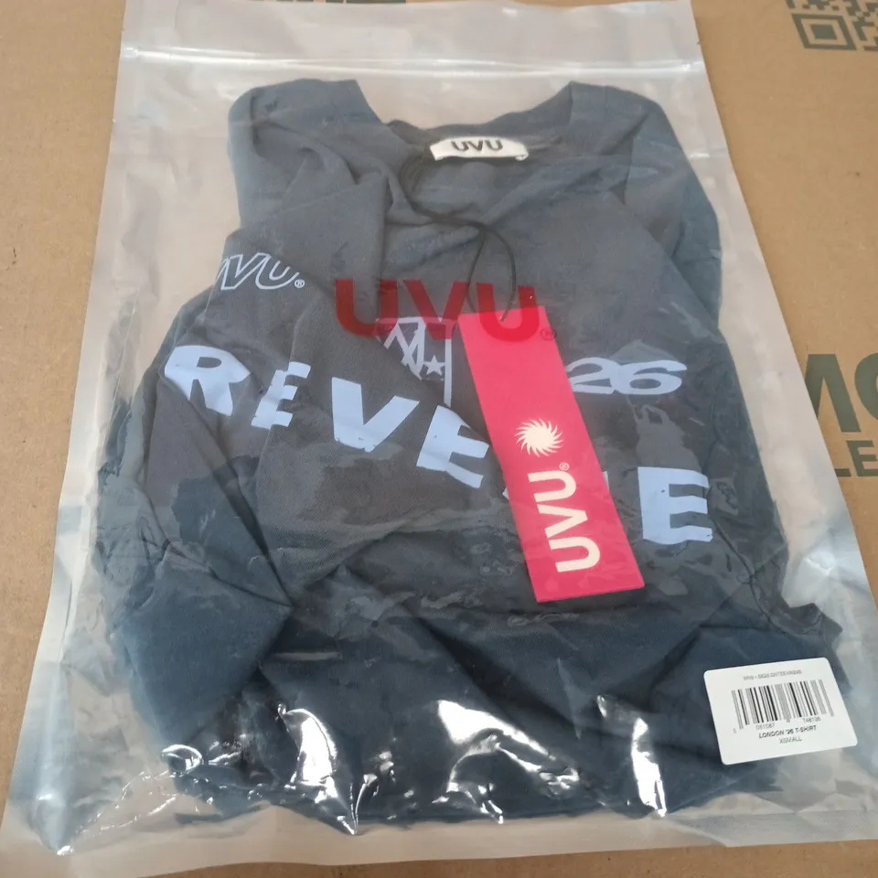 BAGGED UVU LONDON '26 T-SHIRT IN NAVY - XS