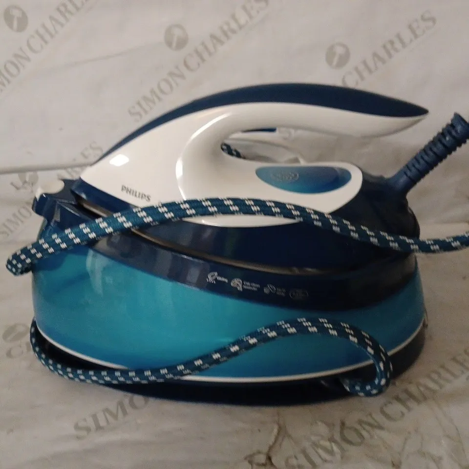 PHILIPS PERFECTCARE COMPACT STEAM GENERATOR IRON