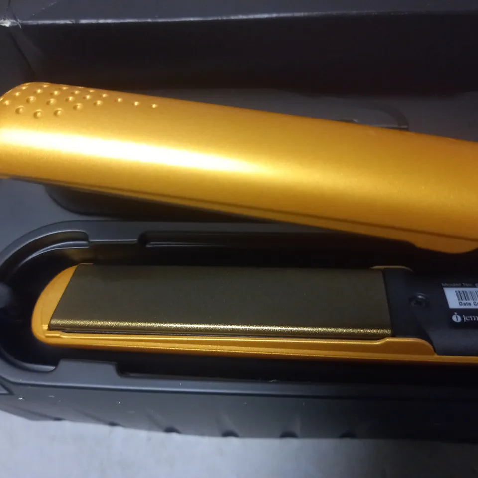 GHD V-GOLD LIMITED EDITION STYLER