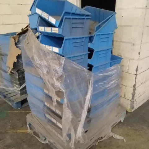 PALLET OF ASSORTED PLASTIC STORAGE BINS/CONTAINERS